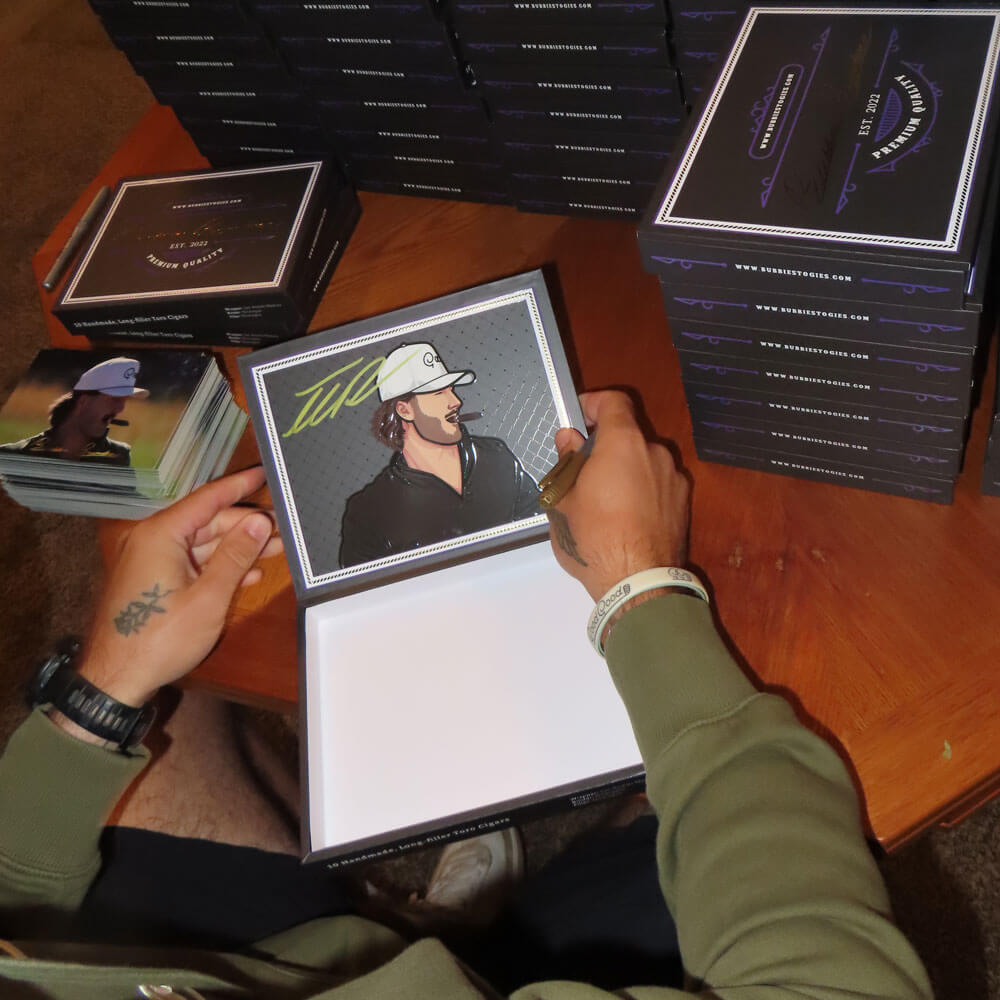 LIMITED EDITION: Bubbie Signed Box - Image 4